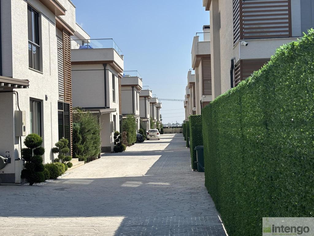 SERDİVAN SARRAF GOLD SİTESİ'NDE SATILIK HAVUZLU VİLLA (AB-1306) — foto 9