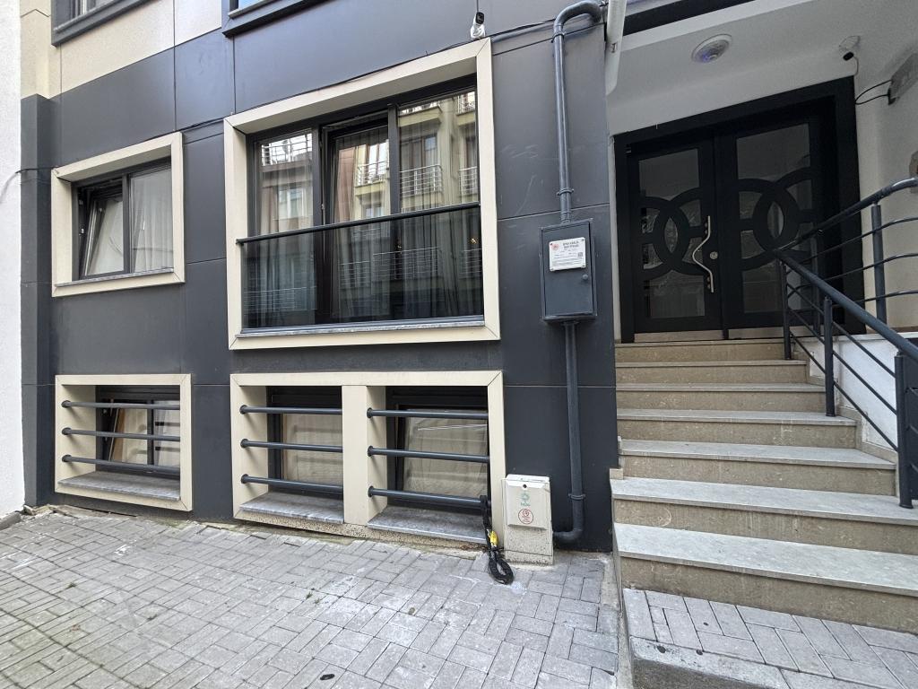 BEŞİKTAŞ VİŞNEZADE MAHALLESİ'NDE SATILIK DAİRE (AB-1332)