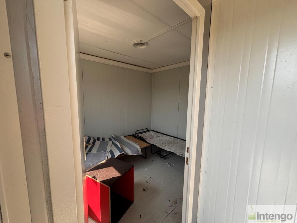 2 ODALI WC DUŞ MUTFAK EVYESİ(DIŞI DESENLİ)DİK ÇATILI 21 M2