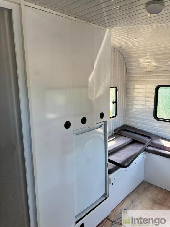 3.90 LOTUS MODEL KARAVAN