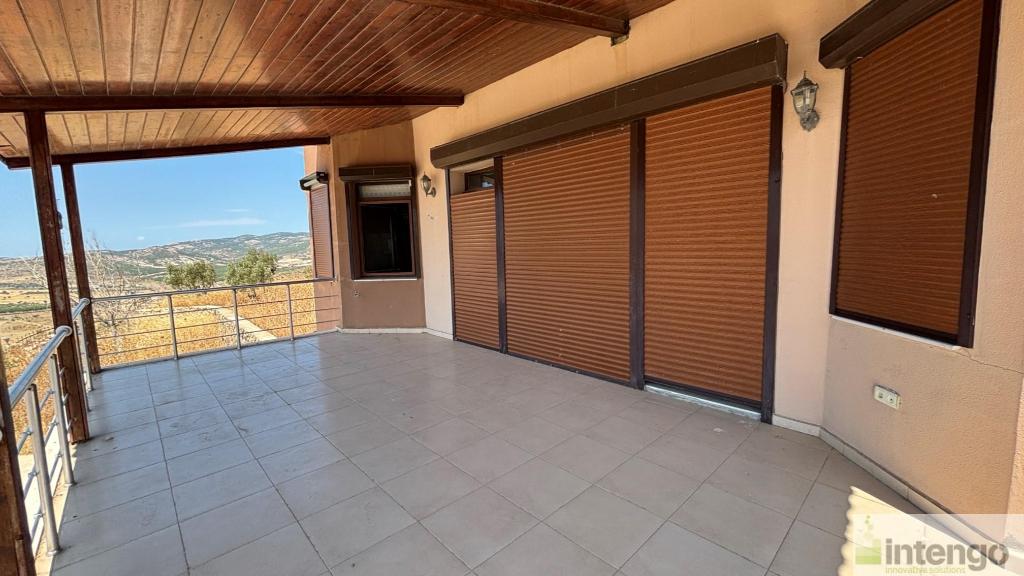 FOÇA'DA HAVUZLU BAHÇELİ TRİPLEKS VİLLA (101715556) — foto 19