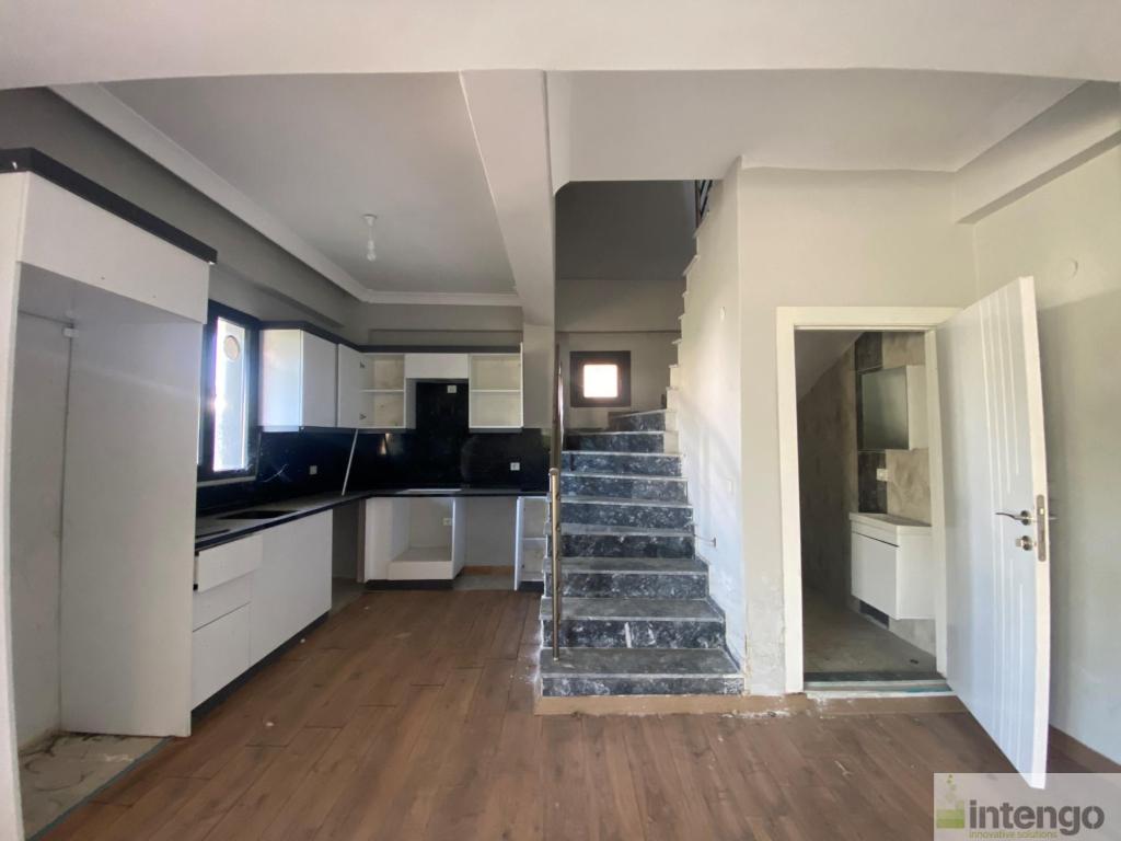 MARMARAEREĞLİSİ YENİÇİFTLİK MİMOZA EVLERİ'NDE SATILIK TRİPLEKS VİLLA (101708710) — foto 8