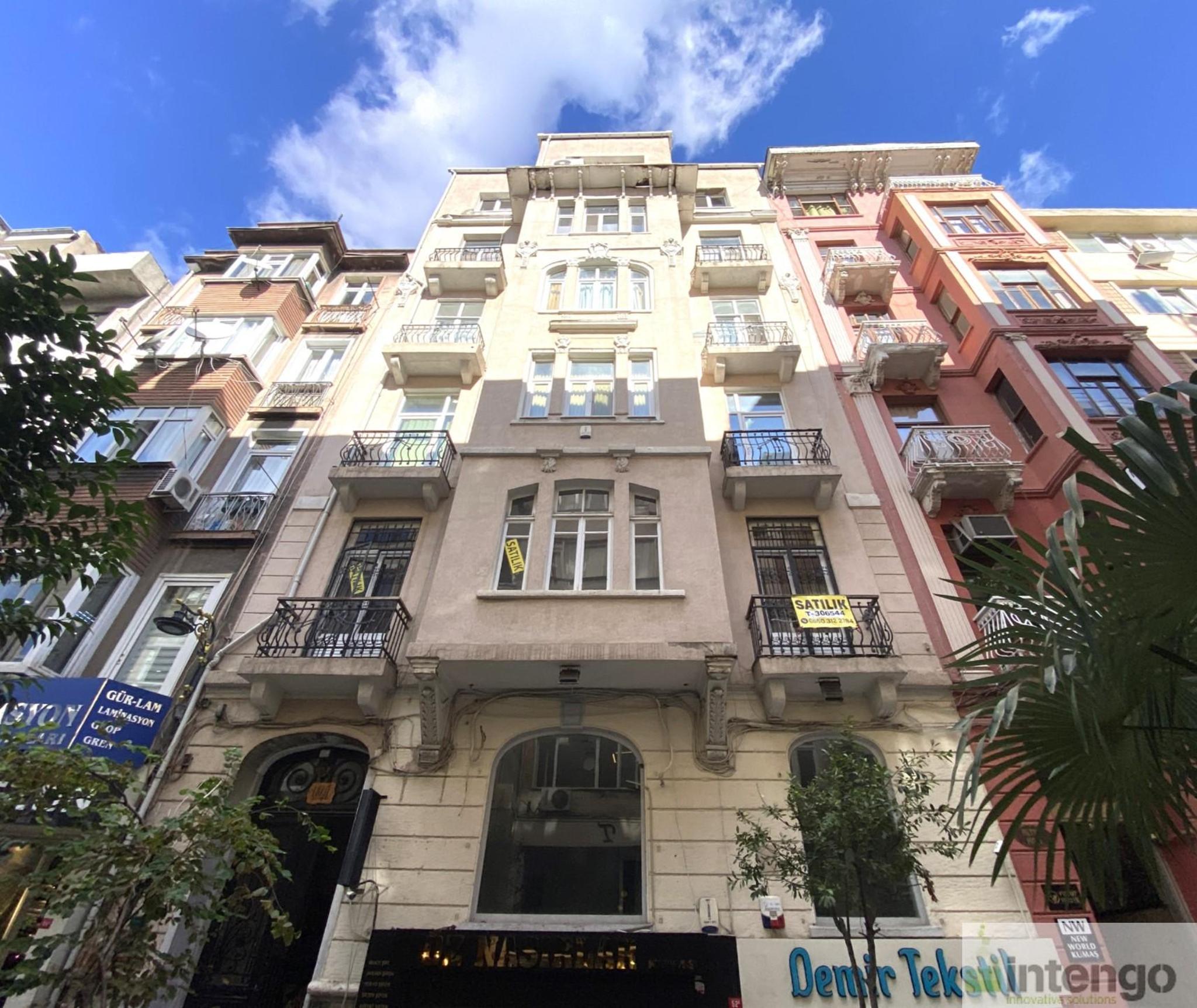 Konut - İSTANBUL ŞİŞLİ - 135 m²