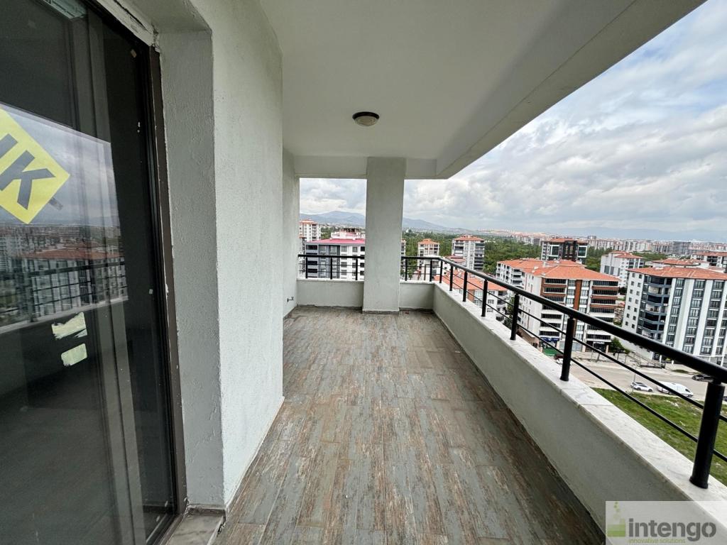 YEŞİLYURT TECDE MAHALLESİ'NDE SATILIK DAİRE (T-306746)
