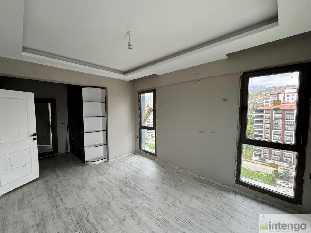 YEŞİLYURT TECDE MAHALLESİ'NDE SATILIK DAİRE (T-306746)