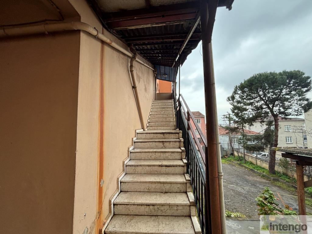 GEBZE ULUS MAHALLESİ'NDE SATILIK 5 KATLI BİNA (T-305621)