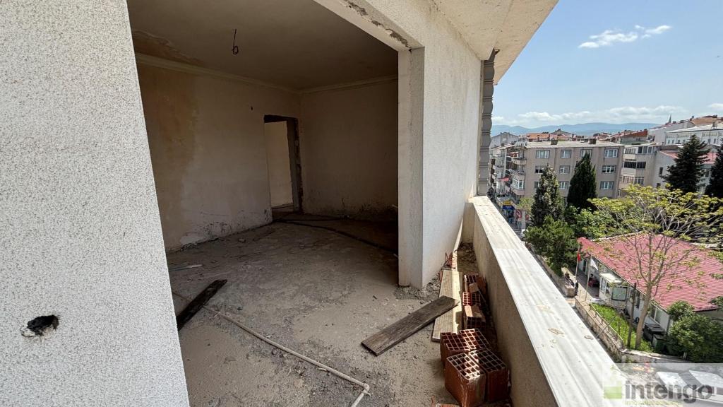 BİGA HAMDİBEY MAHALLESİ'NDE SATILIK ÇATI DUBLEKSİ (T-306495)