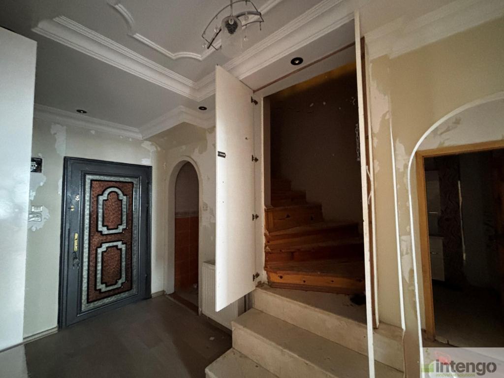 AKSARAY MERKEZ FATİH MAHALLESİ'NDE SATILIK DUBLEKS DAİRE (T-306704)