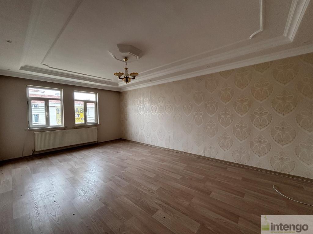 AKSARAY MERKEZ FATİH MAHALLESİ'NDE SATILIK DUBLEKS DAİRE (T-306704)