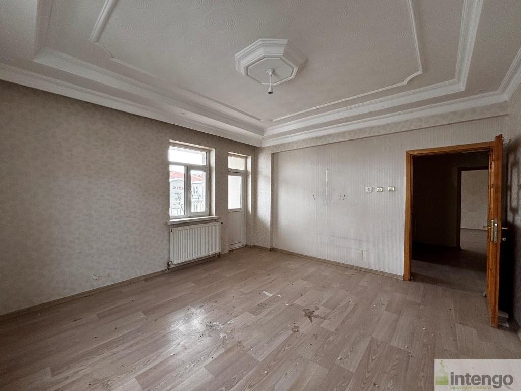 AKSARAY MERKEZ FATİH MAHALLESİ'NDE SATILIK DUBLEKS DAİRE (T-306704)