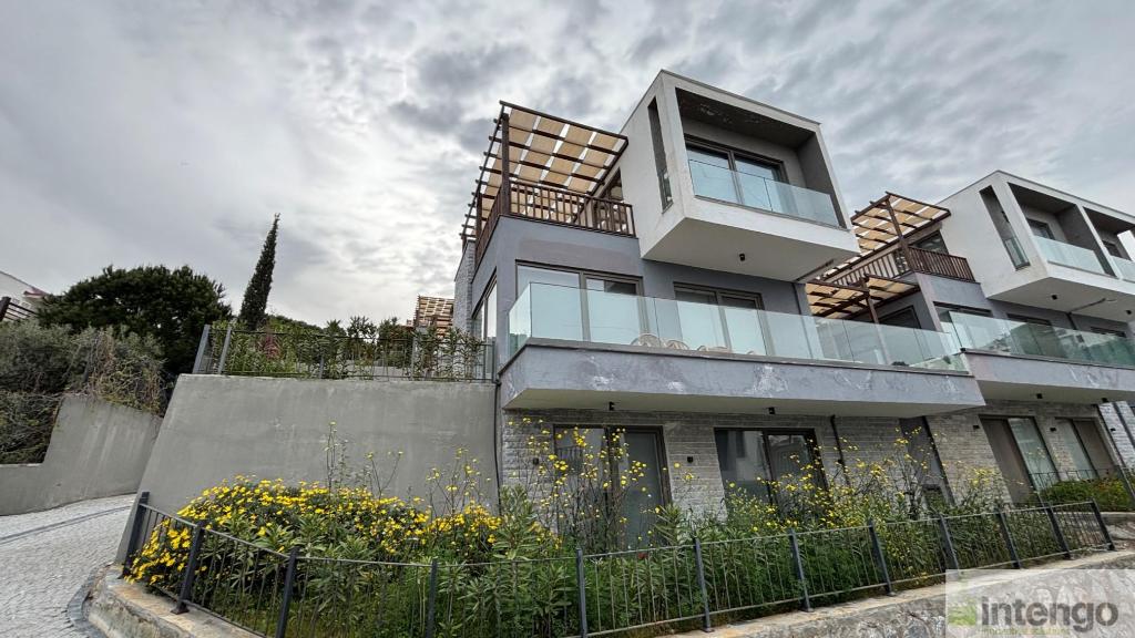 MİLAS THE HOUSE RESIDENCE-HELIS'DE SATILIK DUBLEKS VİLLA (T-306560)