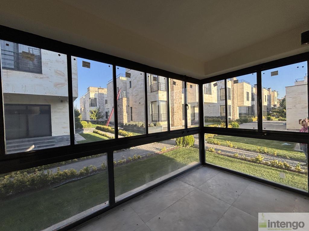 AVANOS AVA VİLLALARI SİTESİ'NDE SATILIK TRİPLEKS VİLLA (T-306812)