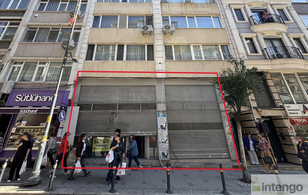 ŞİŞLİ KURTULUŞ CADDESİ'NDE SATILIK 3 KATLI DÜKKAN (T-100405)