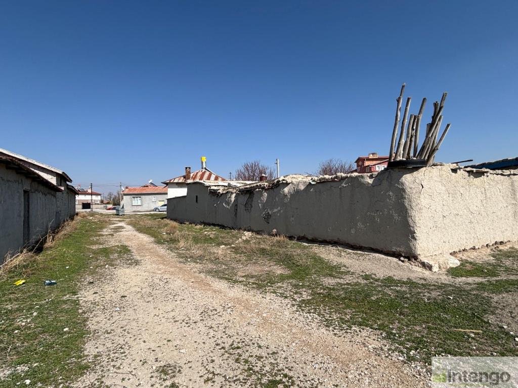 KARATAY İSMİL KÖYÜ'NDE SATILIK İMARLI ARSA (H-1234)