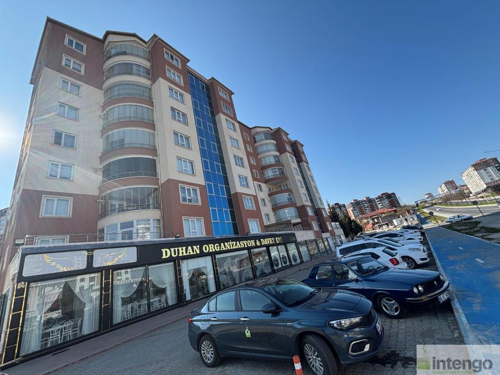 YOZGAT MERKEZ CEMİL ÇİÇEK CADDESİ'NDE SATILIK DÜKKAN (V-800)