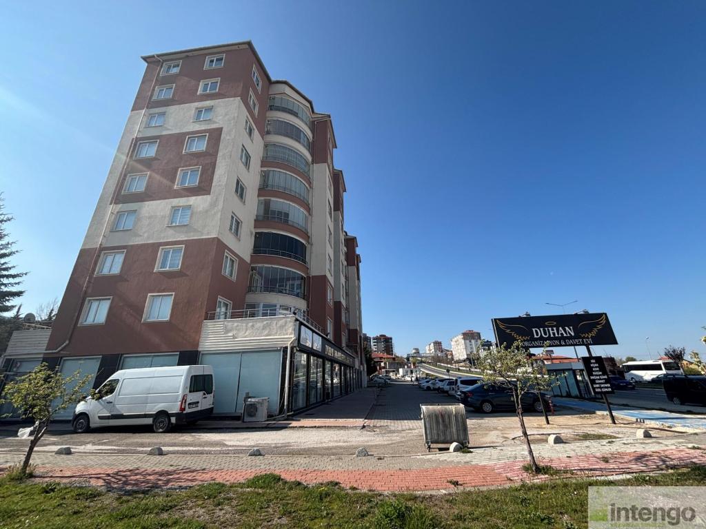 YOZGAT MERKEZ CEMİL ÇİÇEK CADDESİ'NDE SATILIK DÜKKAN (V-801)