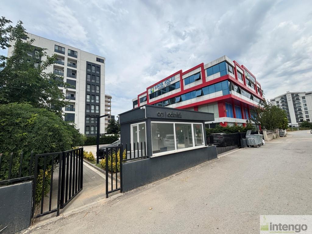 NİLÜFER AÇI ODUNLUK SİTESİ'NDE SATILIK OFİS (V-807)