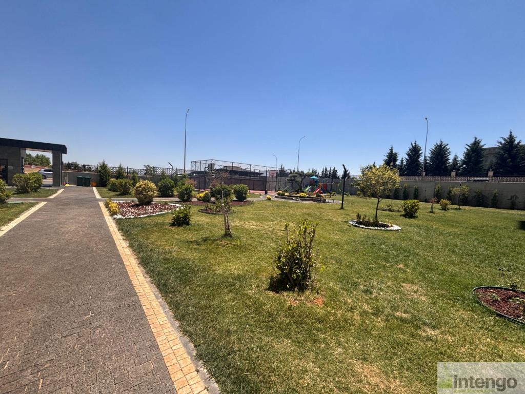 ŞEHİTKAMİL BANETTİ SUİTES SİTESİ'NDE SATILIK DAİRE (V-810)