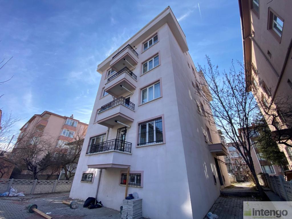 AFYONKARAHİSAR MERKEZ GÜVENEVLER MAH.'DE SATILIK DAİRE (TKB-3601)