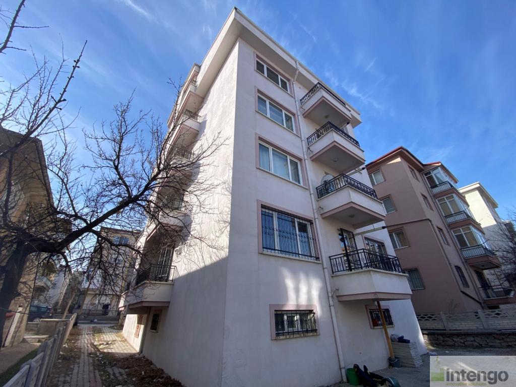 AFYONKARAHİSAR MERKEZ GÜVENEVLER MAH.'DE SATILIK DAİRE (TKB-3601)