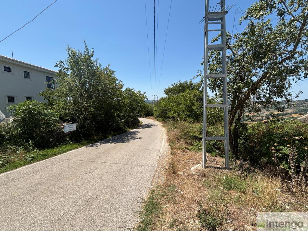 İZMİT GÖKÇEÖREN MAHALLESİ'NDE TARLA HİSSESİ (TKA-1221-1222)