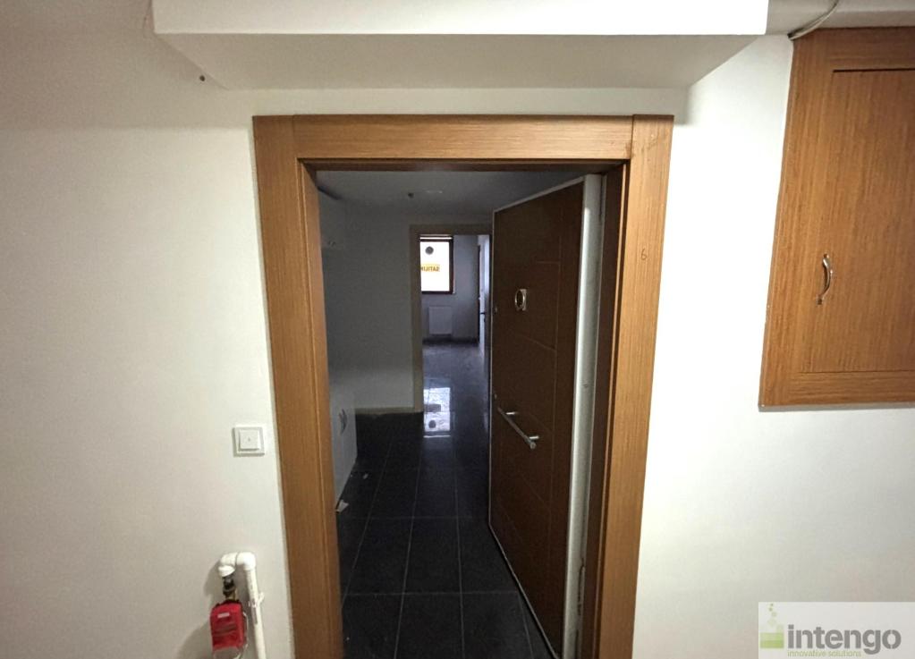 ESENLER CEVİZLİ BAHÇE EVLERİ'NDE SATILIK DAİRE (R-1365)