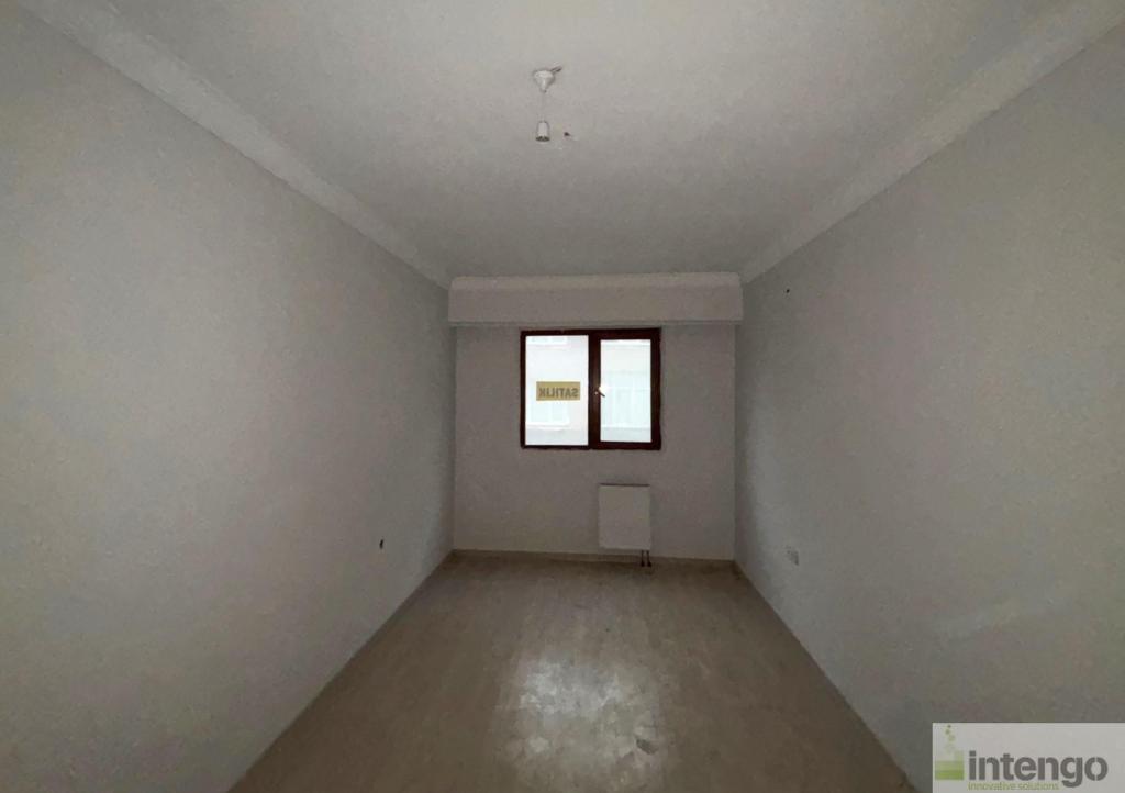 ESENLER CEVİZLİ BAHÇE EVLERİ'NDE SATILIK DAİRE (R-1365)