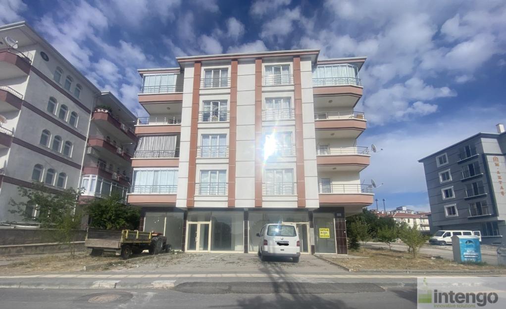 ÇUBUK ATATÜRK MAHALLESİ'NDE SATILIK DÜKKAN (R-1381)