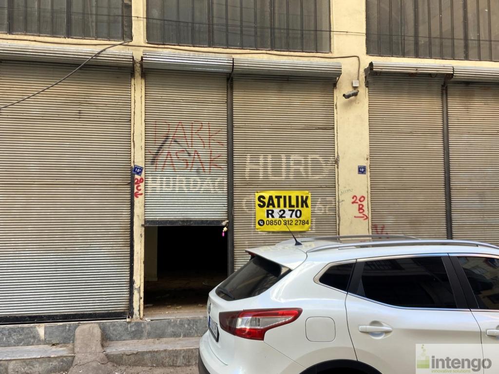 SİVEREK DİCLE MAH. SATILIK ASMA KATLI DÜKKAN (R-270)