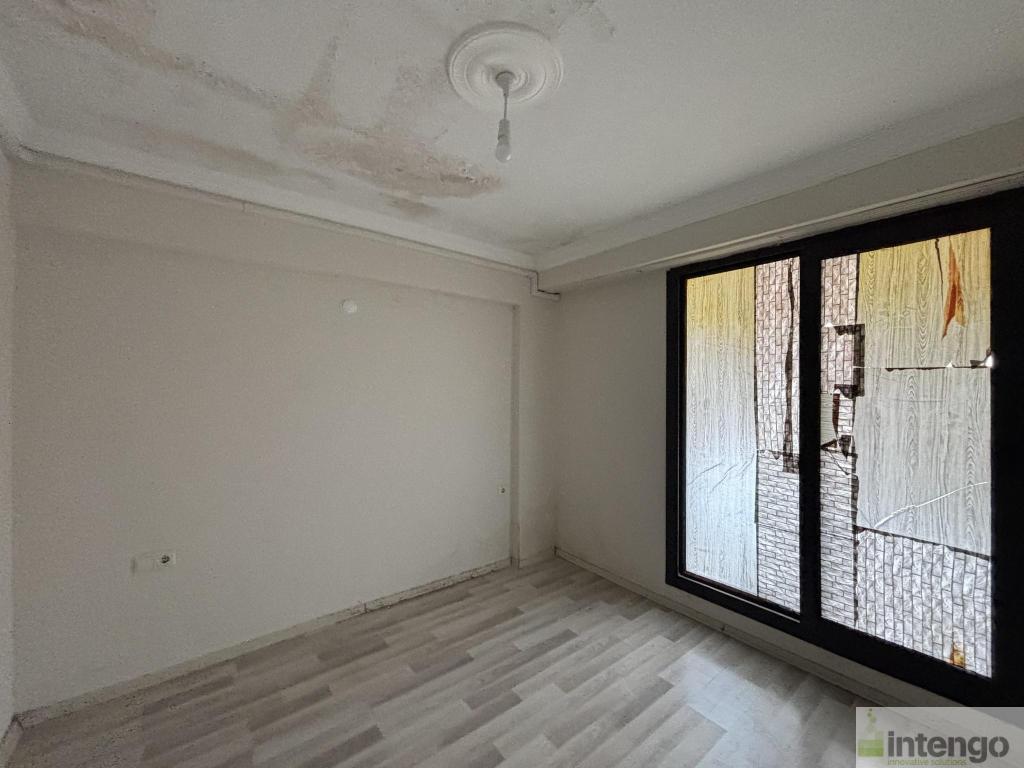 BERGAMA FATİH MAHALLESİ'NDE SATILIK DAİRE (R-1621)