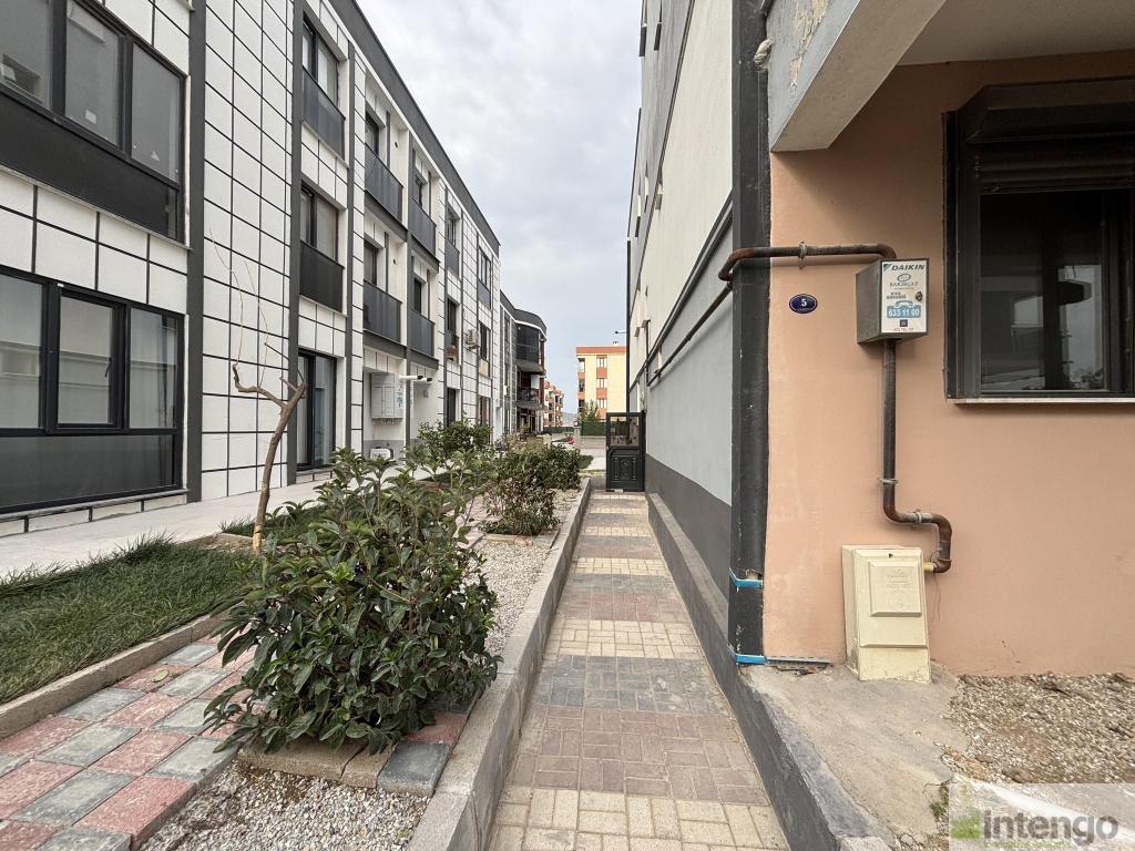 BERGAMA FATİH MAHALLESİ'NDE SATILIK DAİRE (R-1621)