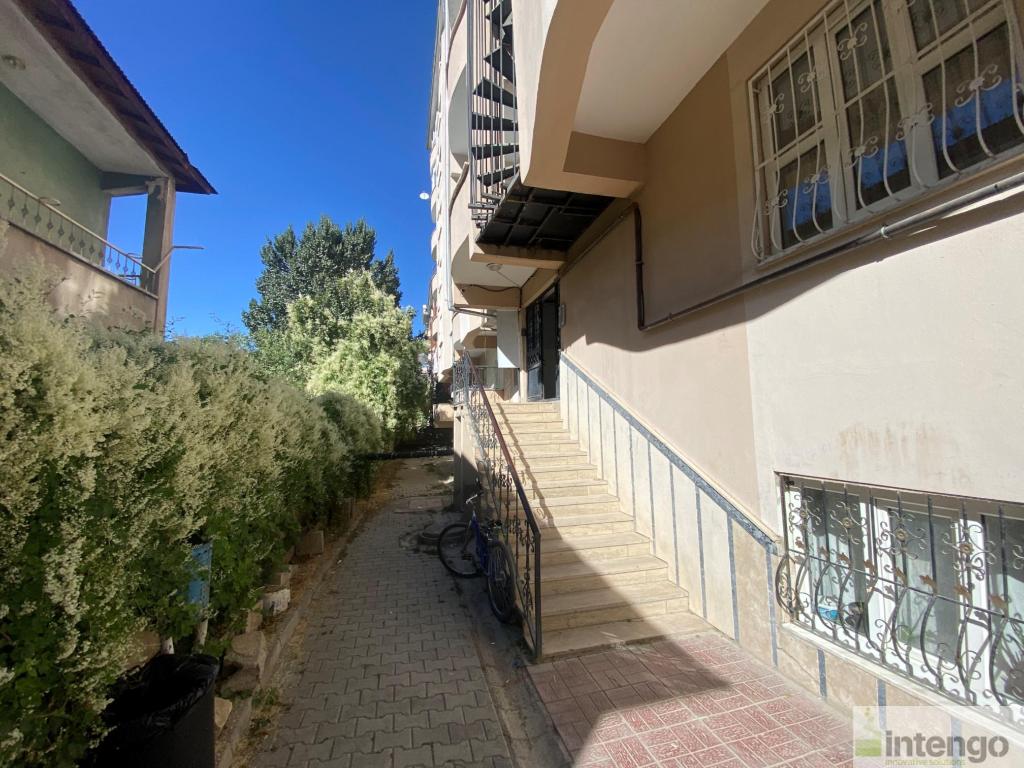 İPEKYOLU ERKAT 2 SİTESİ'NDE SATILIK DAİRE (R-1676)