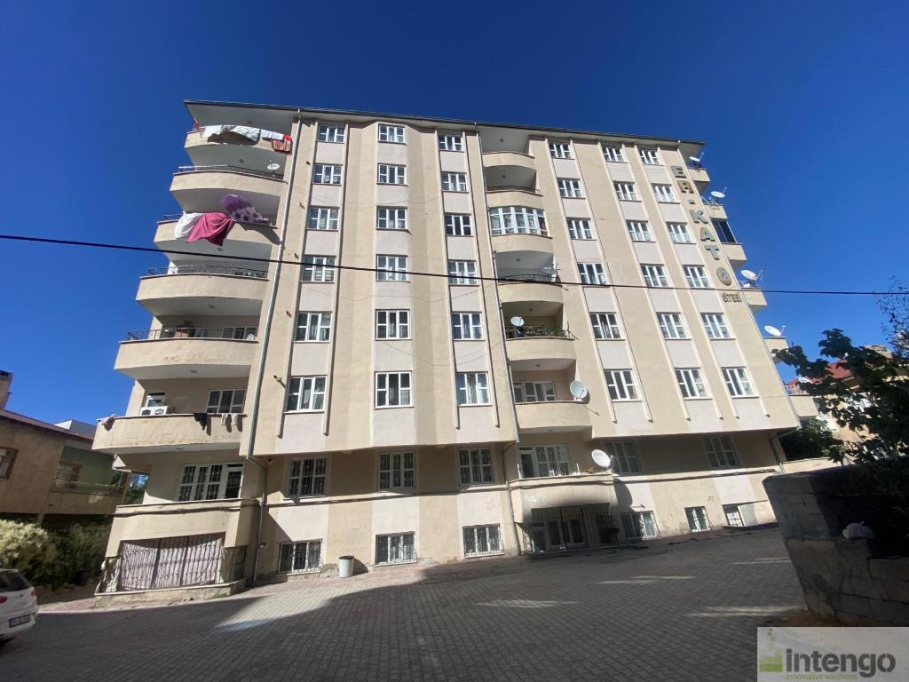 İPEKYOLU ERKAT 2 SİTESİ'NDE SATILIK DAİRE (R-1676)
