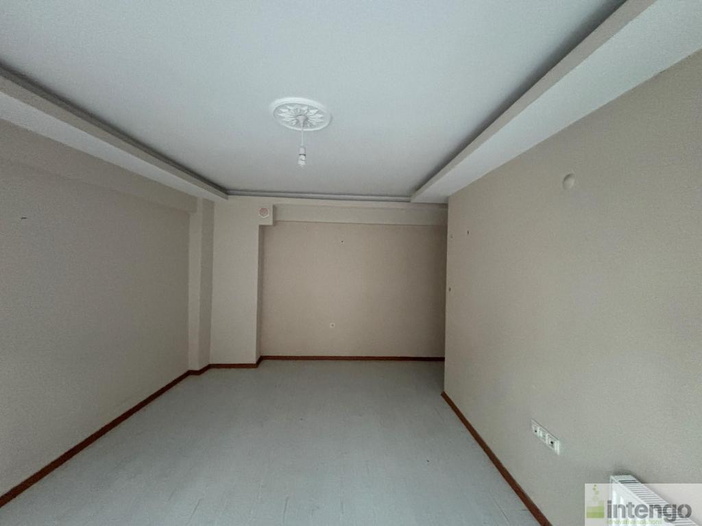 ÇORLU HIDIRAĞA MAHALLESİ'NDE SATILIK DAİRE (R-1679)