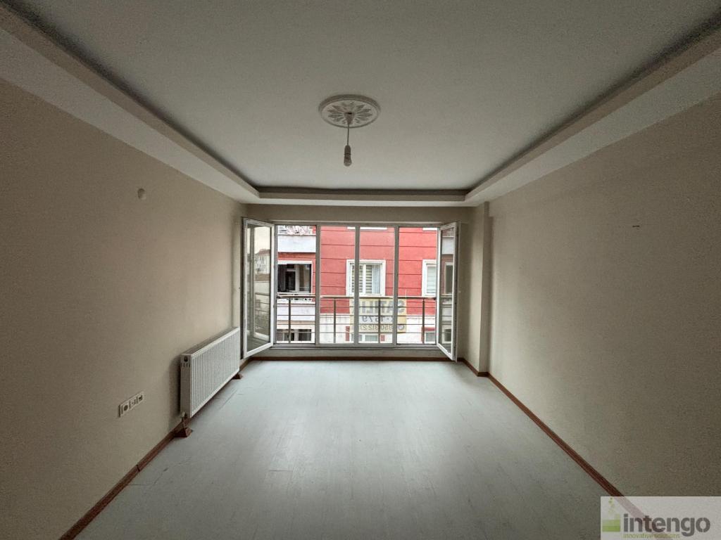 ÇORLU HIDIRAĞA MAHALLESİ'NDE SATILIK DAİRE (R-1679)