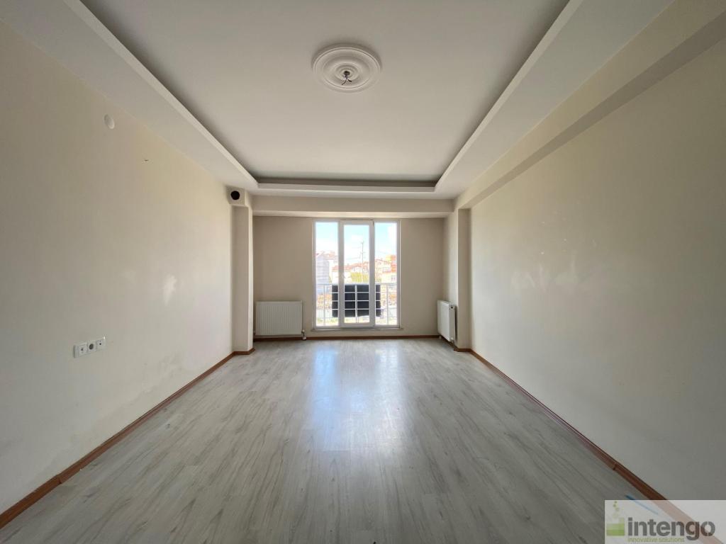 ÇORLU HATİP MAHALLESİ'NDE SATILIK DAİRE (R-1681)