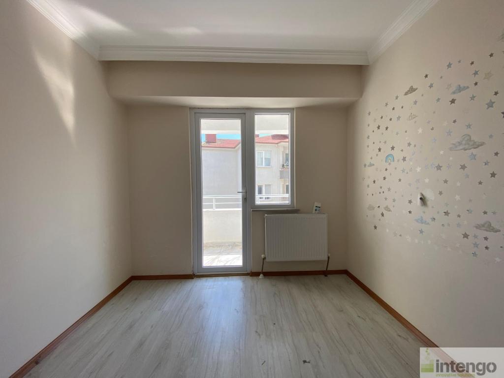 ÇORLU HATİP MAHALLESİ'NDE SATILIK DAİRE (R-1681)
