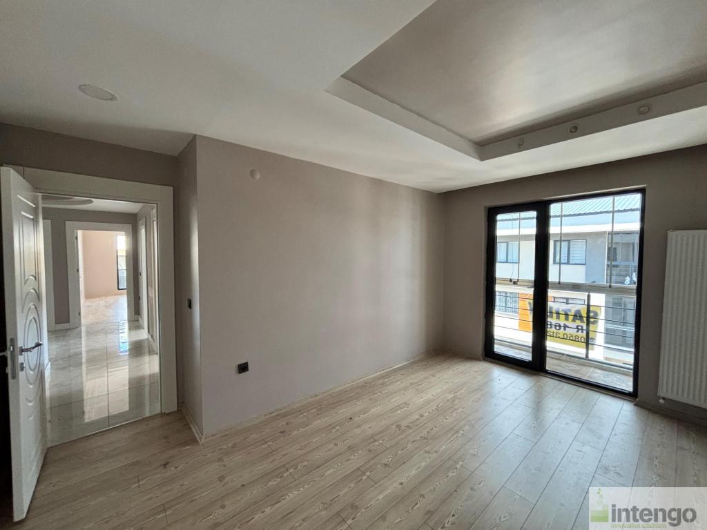 PALANDÖKEN AYIŞIĞI SİTESİ'NDE SATILIK DAİRE (R-1686)