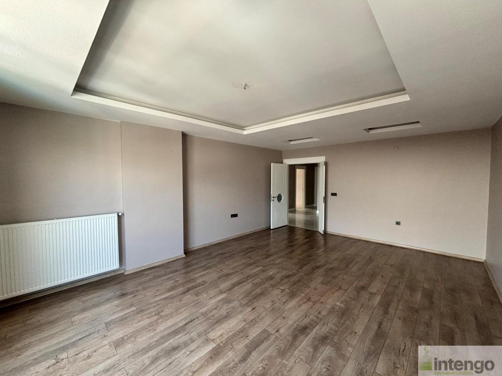 PALANDÖKEN AYIŞIĞI SİTESİ'NDE SATILIK DAİRE (R-1686)