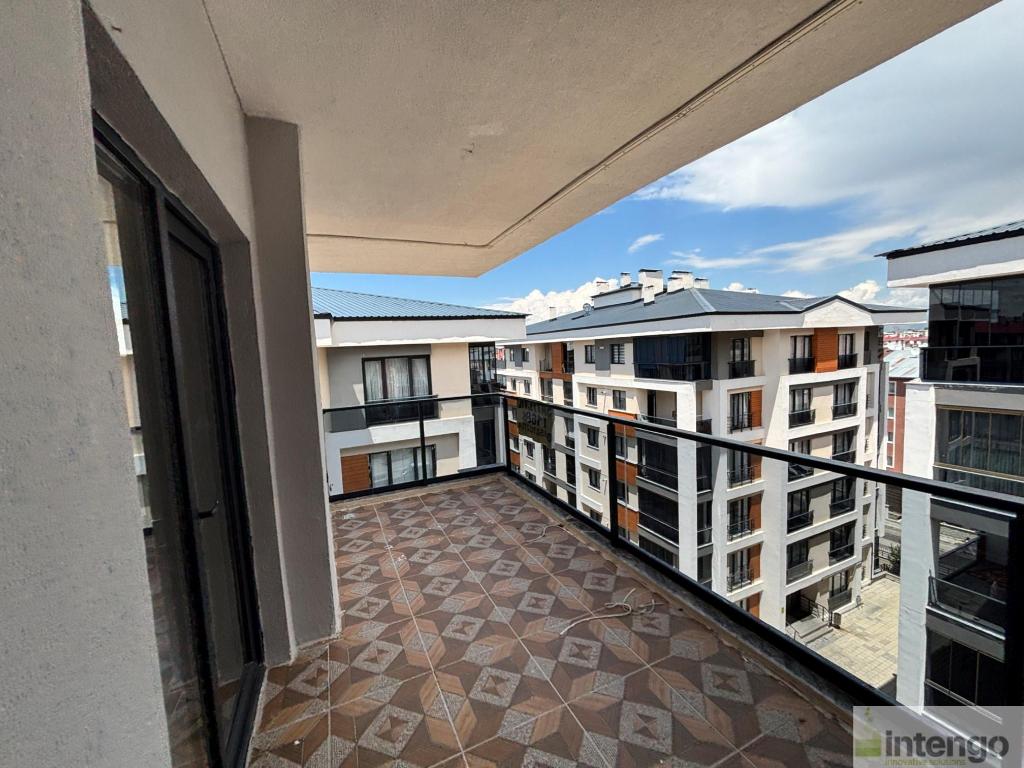PALANDÖKEN AYIŞIĞI SİTESİ'NDE SATILIK DAİRE (R-1686)