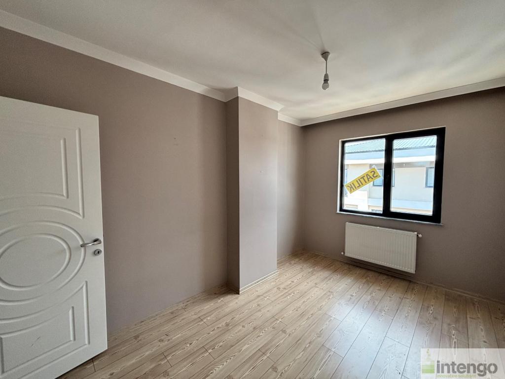 PALANDÖKEN AYIŞIĞI SİTESİ'NDE SATILIK DAİRE (R-1686)