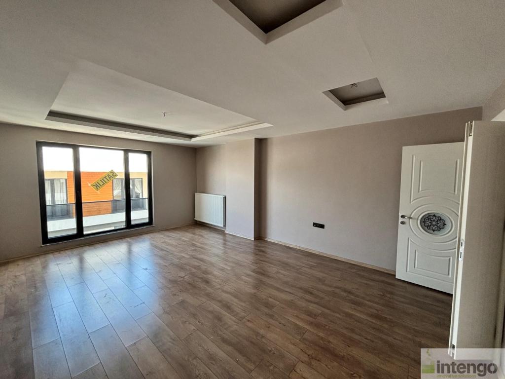 PALANDÖKEN AYIŞIĞI SİTESİ'NDE SATILIK DAİRE (R-1686)