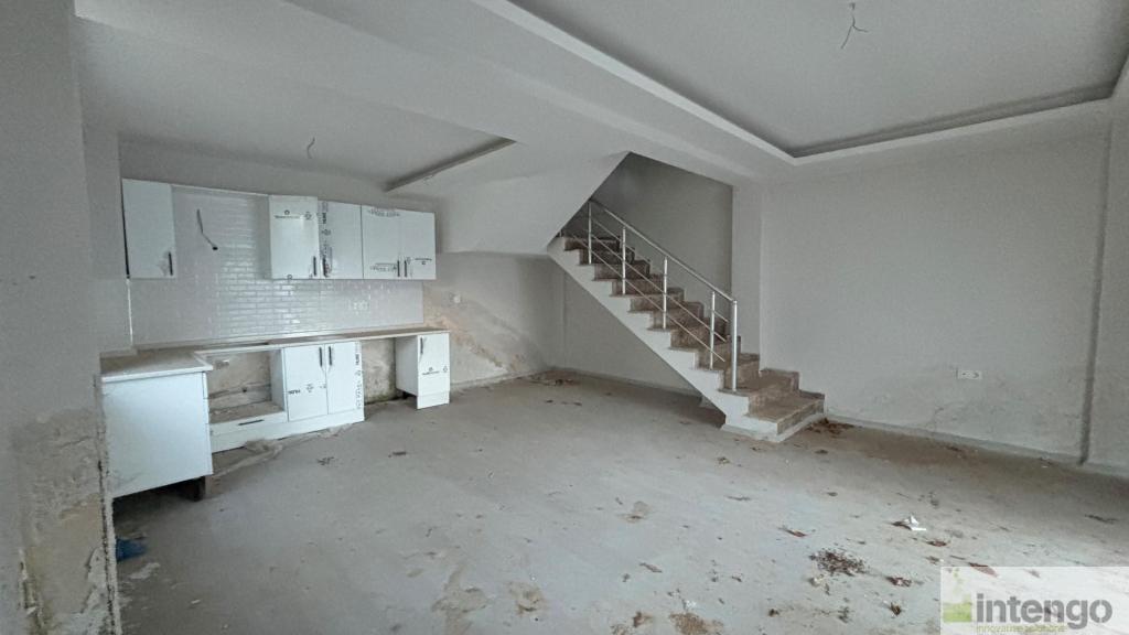KARACABEY KURŞUNLU'DA SİTE İÇİ DENİZ MANZARALI TRİPLEKS VİLLA (R-1705) — foto 5