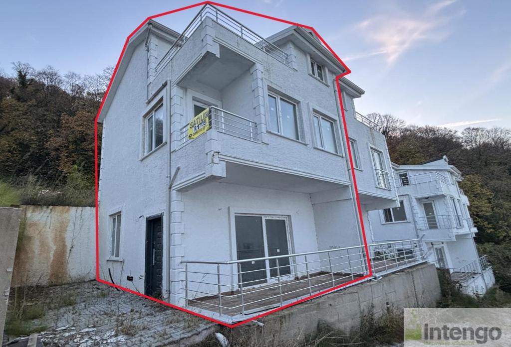 KARACABEY KURŞUNLU'DA SİTE İÇİ DENİZ MANZARALI TRİPLEKS VİLLA (R-1705) — foto 2
