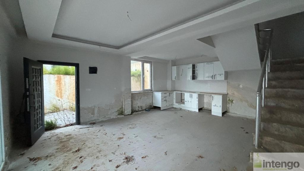 KARACABEY KURŞUNLU'DA SİTE İÇİ DENİZ MANZARALI TRİPLEKS VİLLA (R-1705) — foto 6