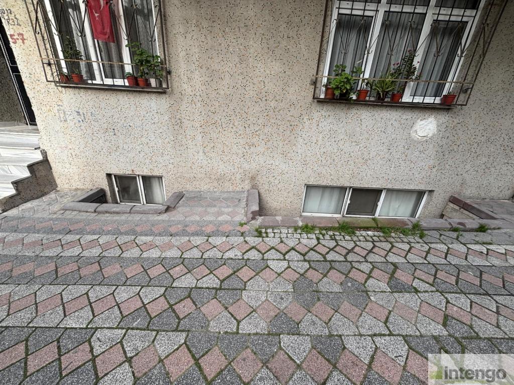 SULTANGAZİ UĞUR MUMCU MAHALLESİ'NDE SATILIK DAİRE (R-1708)