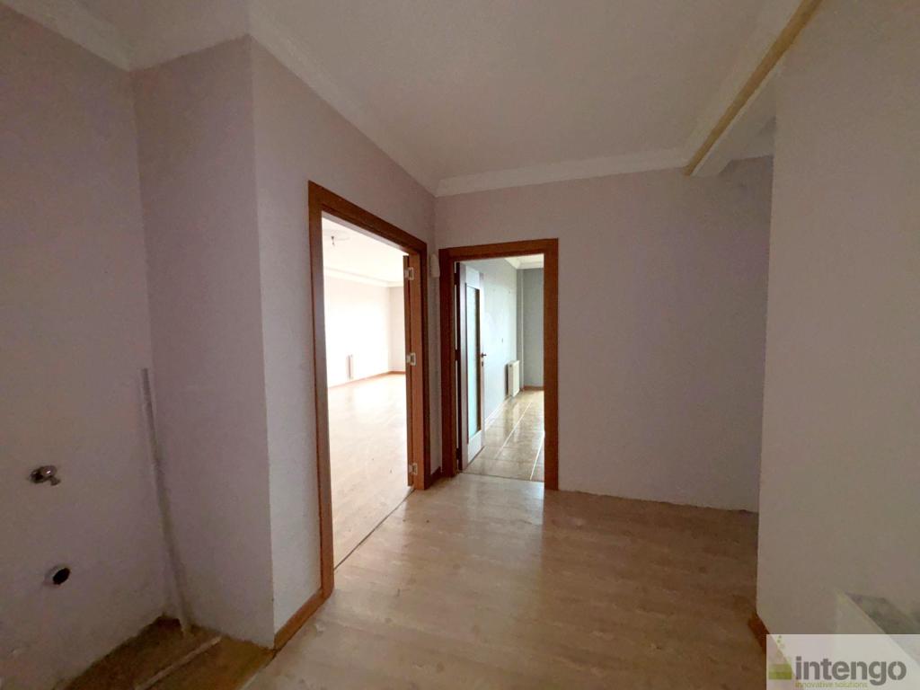 ARSİN YEŞİLYALI MAHALLESİ'NDE SATILIK DENİZ MANZARALI DAİRE (R-1711)