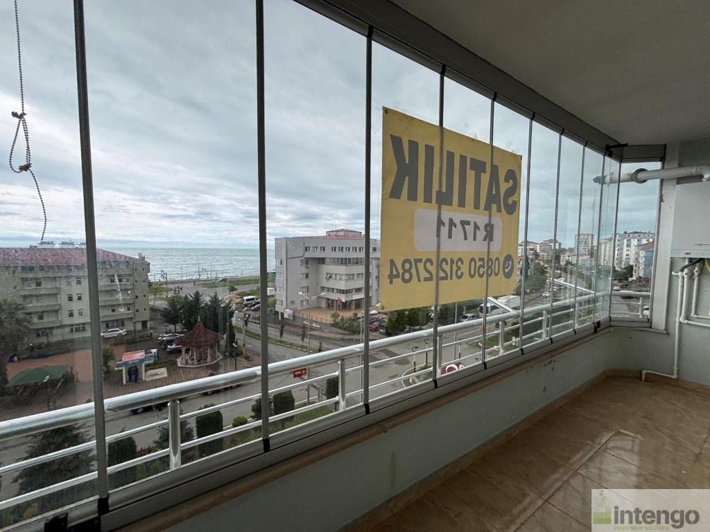 ARSİN YEŞİLYALI MAHALLESİ'NDE SATILIK DENİZ MANZARALI DAİRE (R-1711)