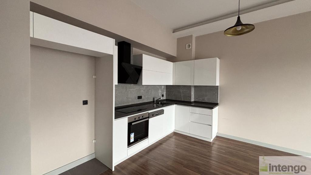 BORNOVA İKON TOWER'DA SATILIK DAİRE (R-1718)