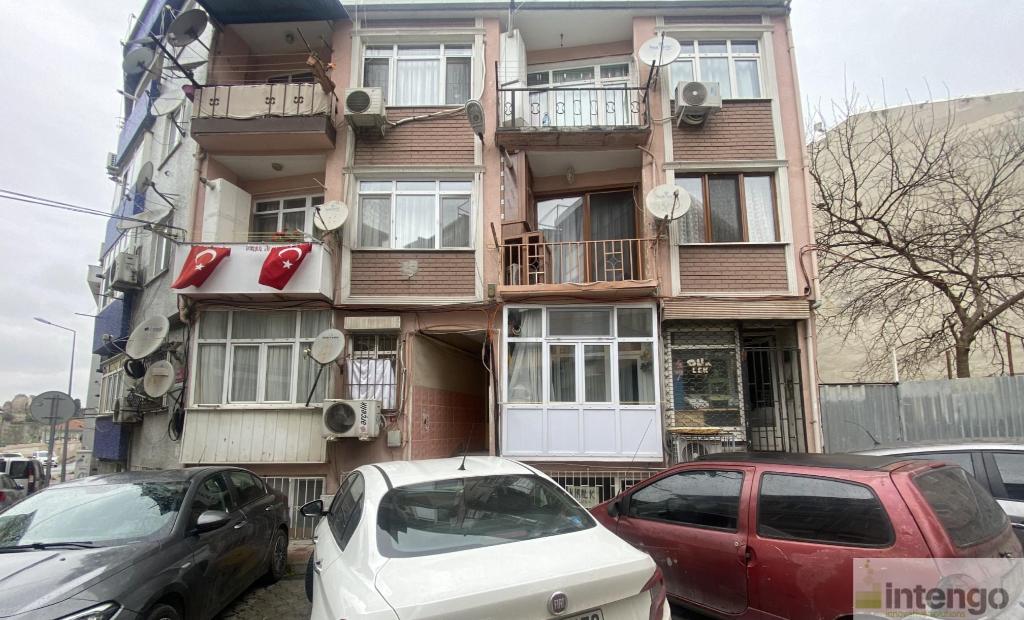FATİH MEVLANAKAPI MAHALLESİ'NDE SATILIK DAİRE (R-1747)